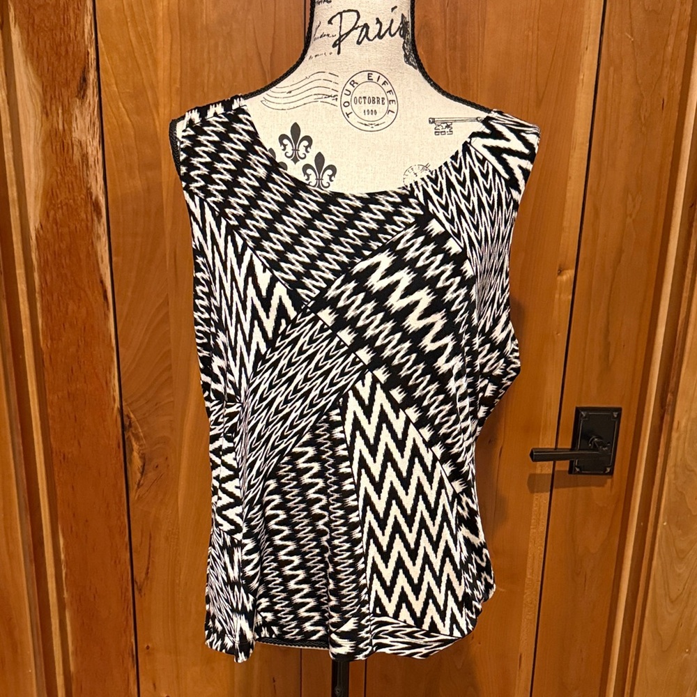 Chico's Traveler’s Tank
